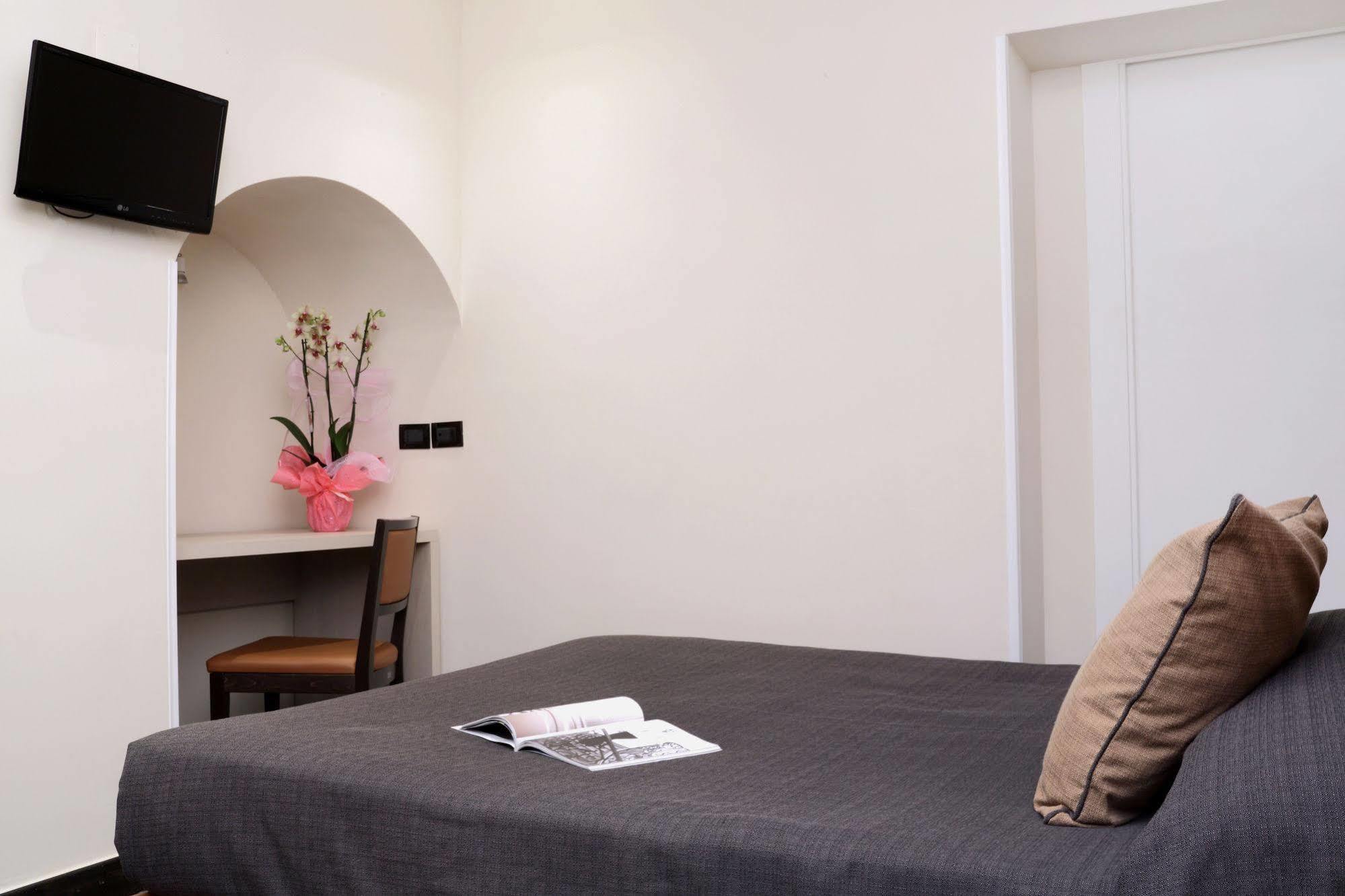 Borgo Pio Suites Inn โรม ภายนอก รูปภาพ