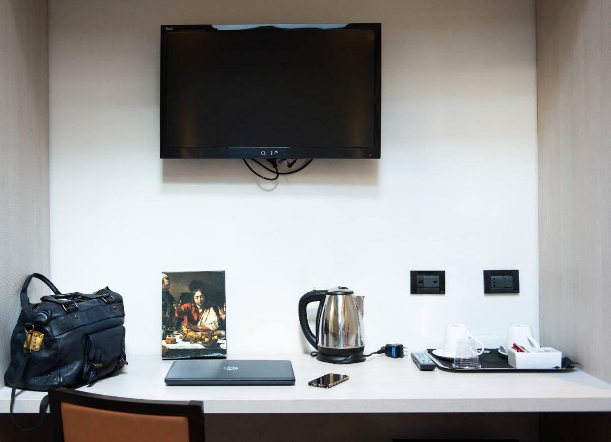 Borgo Pio Suites Inn โรม ภายนอก รูปภาพ